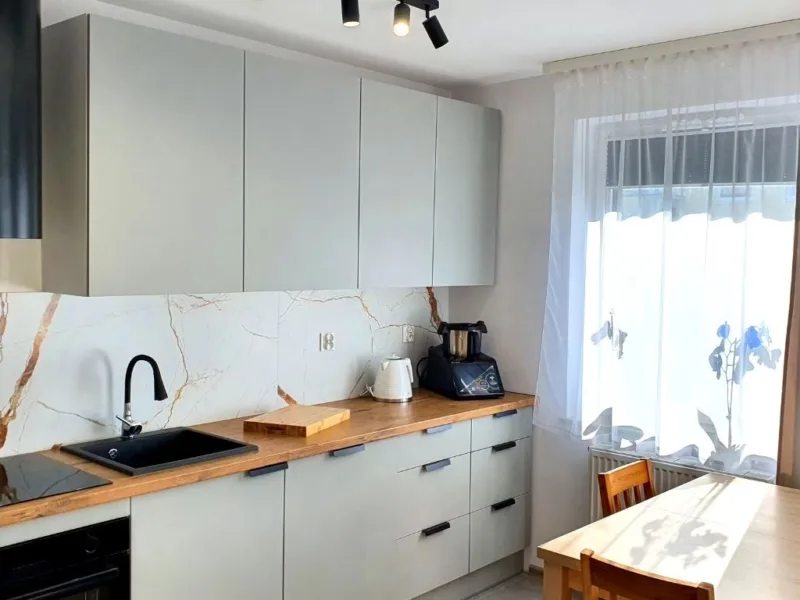 3 pokojowe + 2 miejsca postojowe! FV VAT bez PCC !